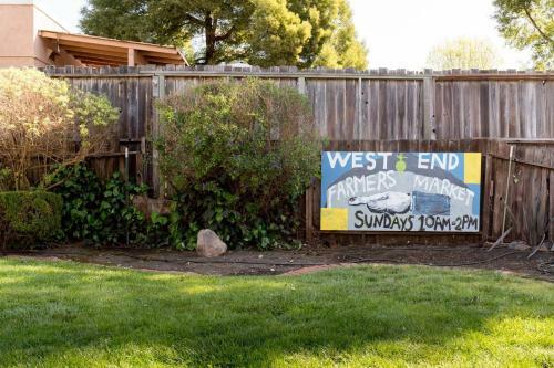 Retro Bungalow