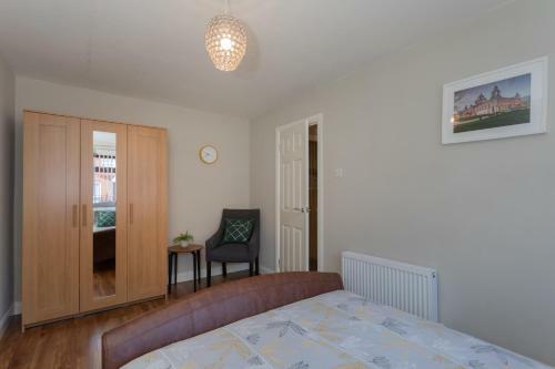 New Modern City Centre Apartment