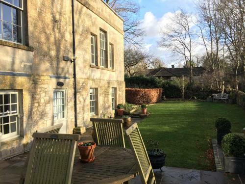 Snug @ The Old School House