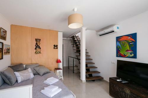 Historic Centre Home Air-con