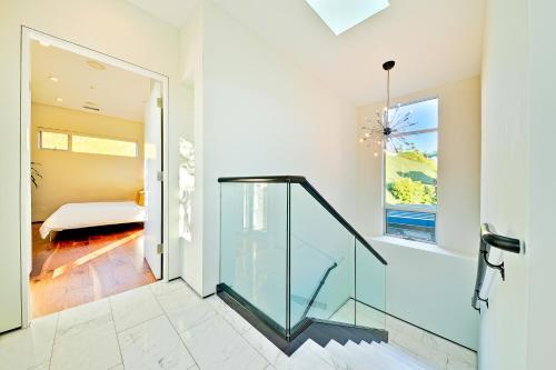 Solana Modern Paradise