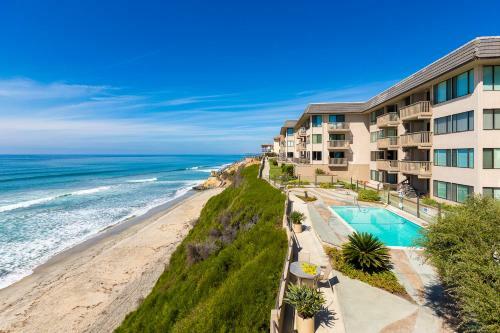 Del Mar Beach Club Retreat