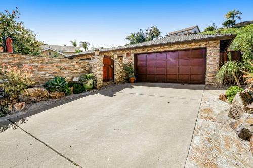 Hillcraft House