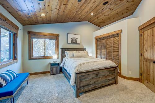 Summit Chalet