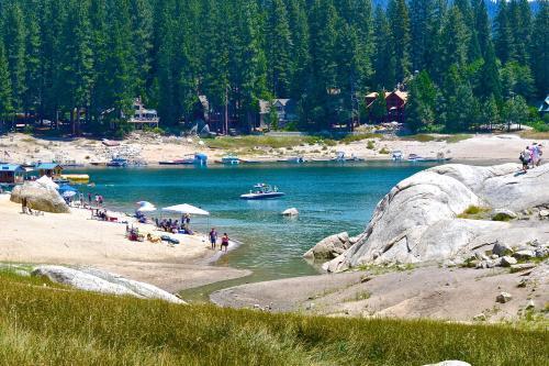 Silver Tip Cottage