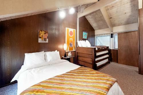 Retro Retreat - Soda Springs, Ca