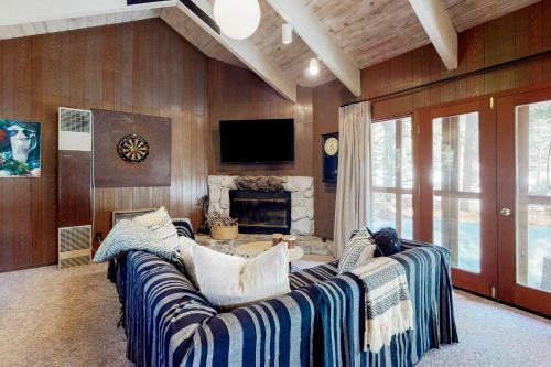 Retro Retreat - Soda Springs, Ca