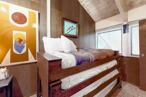 Retro Retreat - Soda Springs, Ca