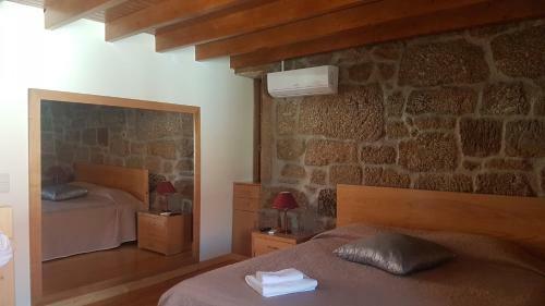 Olhares Do Douro "a Casa Do Av� Z�"