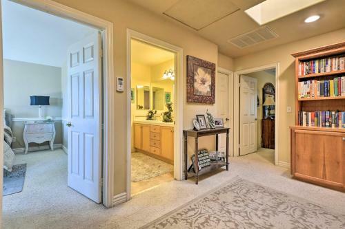 Spacious Villa With Great Views And Heated Spa!