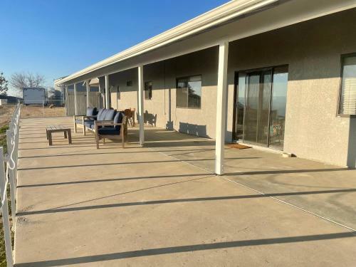 360 Degree Hilltop Views - Vista Santa Lucia
