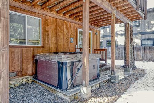 Sugar Pine Haus