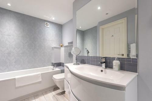 Chatham House - Central Townhouse