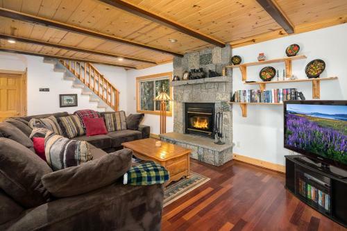 The Lazy Bear Lodge