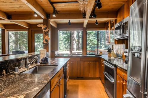 Alpine Creek Retreat