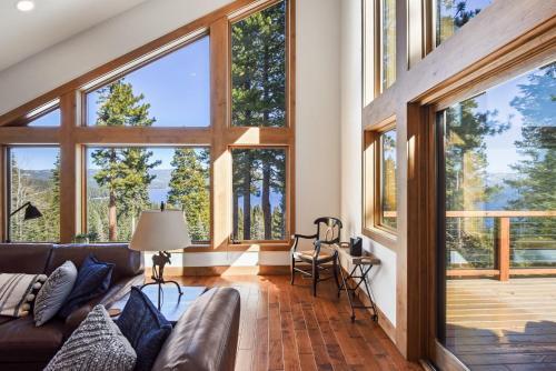 Cinco Vistas Panoramic Lake View Home Home