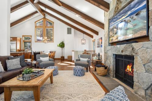 Cinco Vistas Panoramic Lake View Home Home