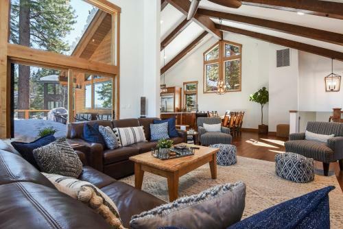 Cinco Vistas Panoramic Lake View Home Home