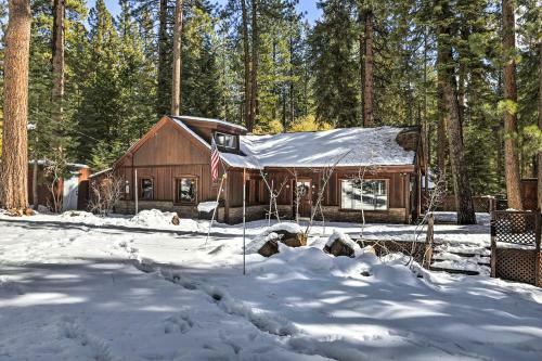 Tahoe Vista Cabin With Deck 1 Mile To Beach!