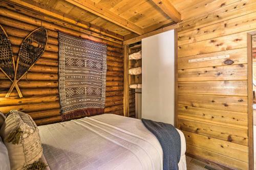 Tahoe Vista Cabin With Deck 1 Mile To Beach!