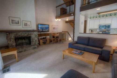 Chipmunk Chalet By Lake Tahoe Accommodations