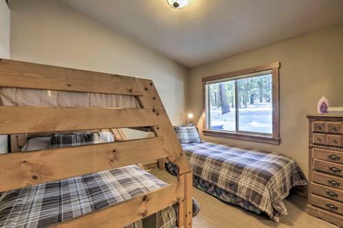Tahoe City Retreat With Deck, 1 Mi To Beach!