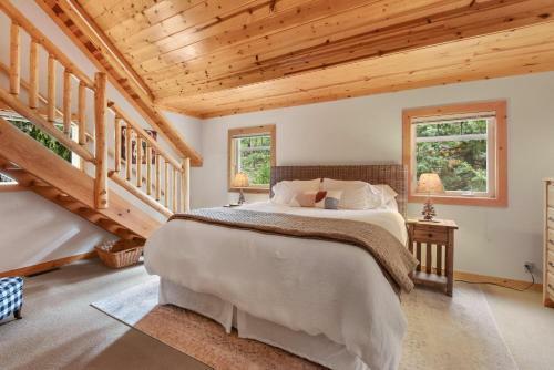 Tucked Inn Tahoma