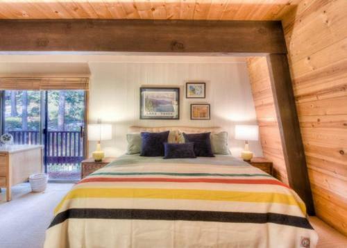 Dollar Point Lookout Cabin Cabin