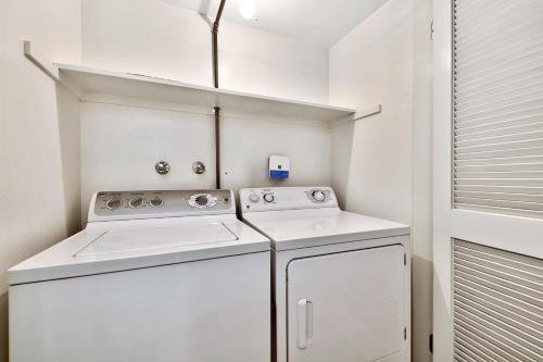 2br 2 Bath Withloft Townhouse Townhouse