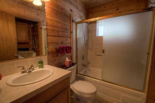 Coyote Den By Lake Tahoe Accommodations