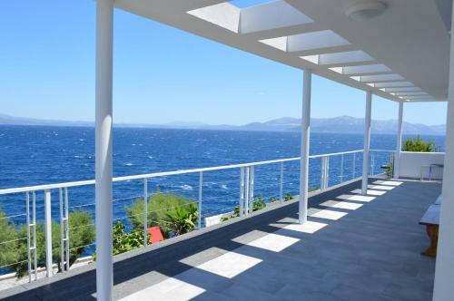 Epipleon Suites