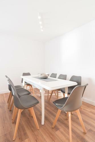 Epipleon Suites