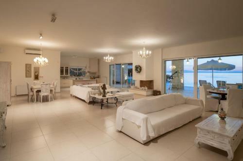 Aegean Luxury Villa