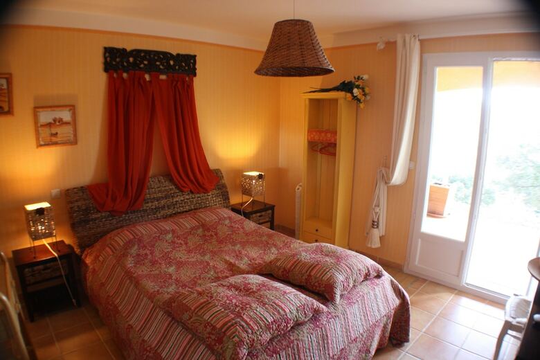 Hostal Mas De Courreges