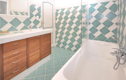 Holiday Home Speracedes Chemin De La Moliere