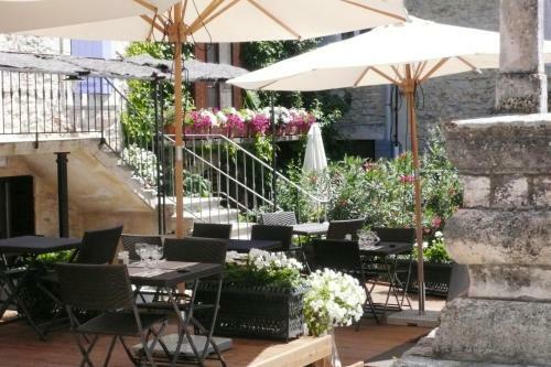 Hotel La Petite Auberge De Lussan