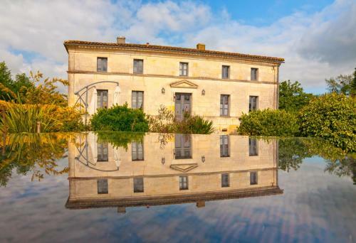 Hostal Les Grandes Maisons