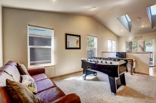 Montgomery Estates Bliss