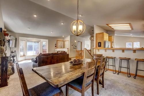 Montgomery Estates Bliss