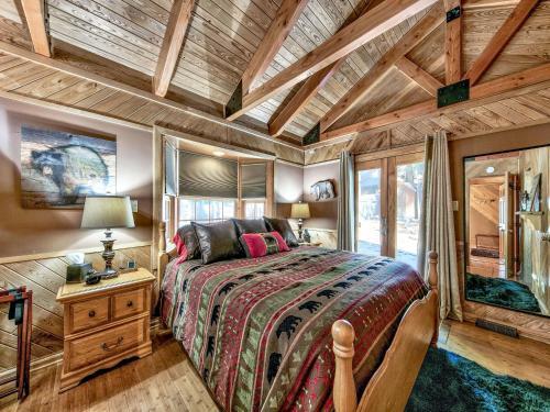 2556h Lazy Bear's Den Cottage