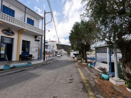 Agias Pelagias Little Beach House