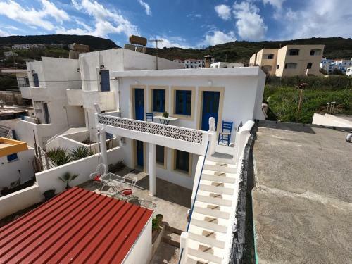 Agias Pelagias Little Beach House