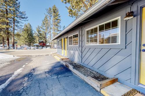 Motel Tahoe Mountain Inn II