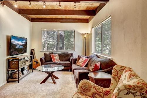 Stout House Cabin