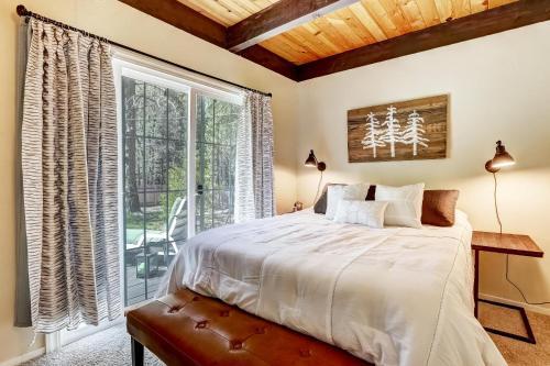 Stout House Cabin