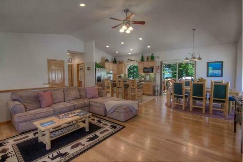 Pine Mountain Paradise By Lake Tahoe Accommodations