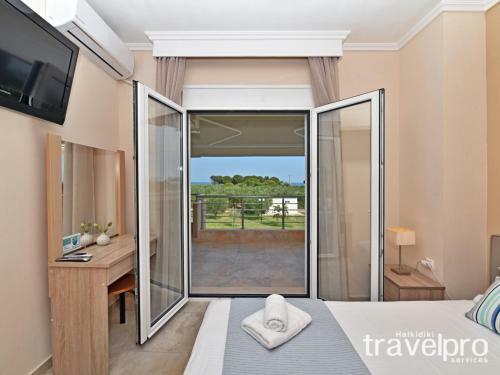 Villa Iris By Travelpro Services- Agios Mamas Beach