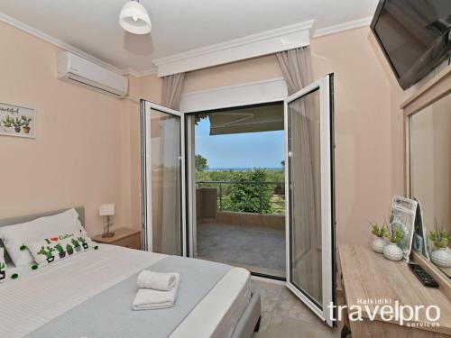 Villa Iris By Travelpro Services- Agios Mamas Beach