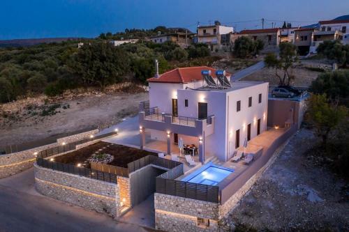 Villa Karouzo - With Private Pool