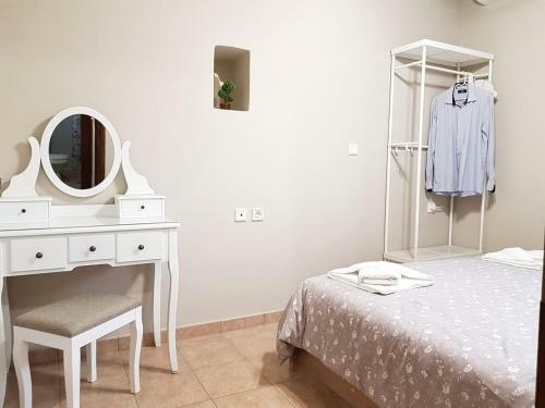 Colimbos Accommodation, 2 Min From The Beach